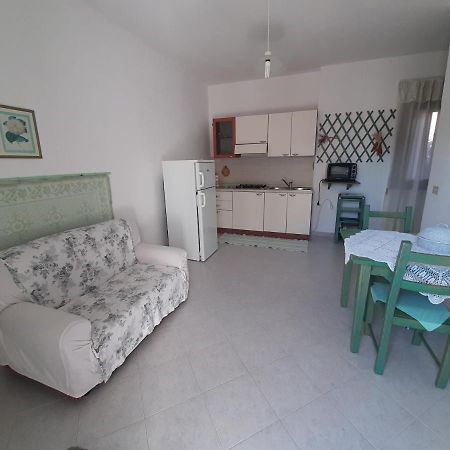 Apartament I Giardini Di Carmen La Maddalena  Zewnętrze zdjęcie