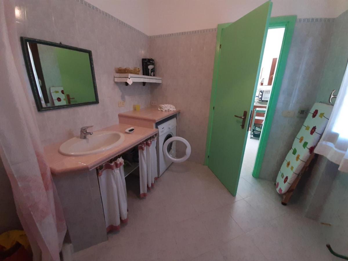 Apartament I Giardini Di Carmen La Maddalena  Zewnętrze zdjęcie