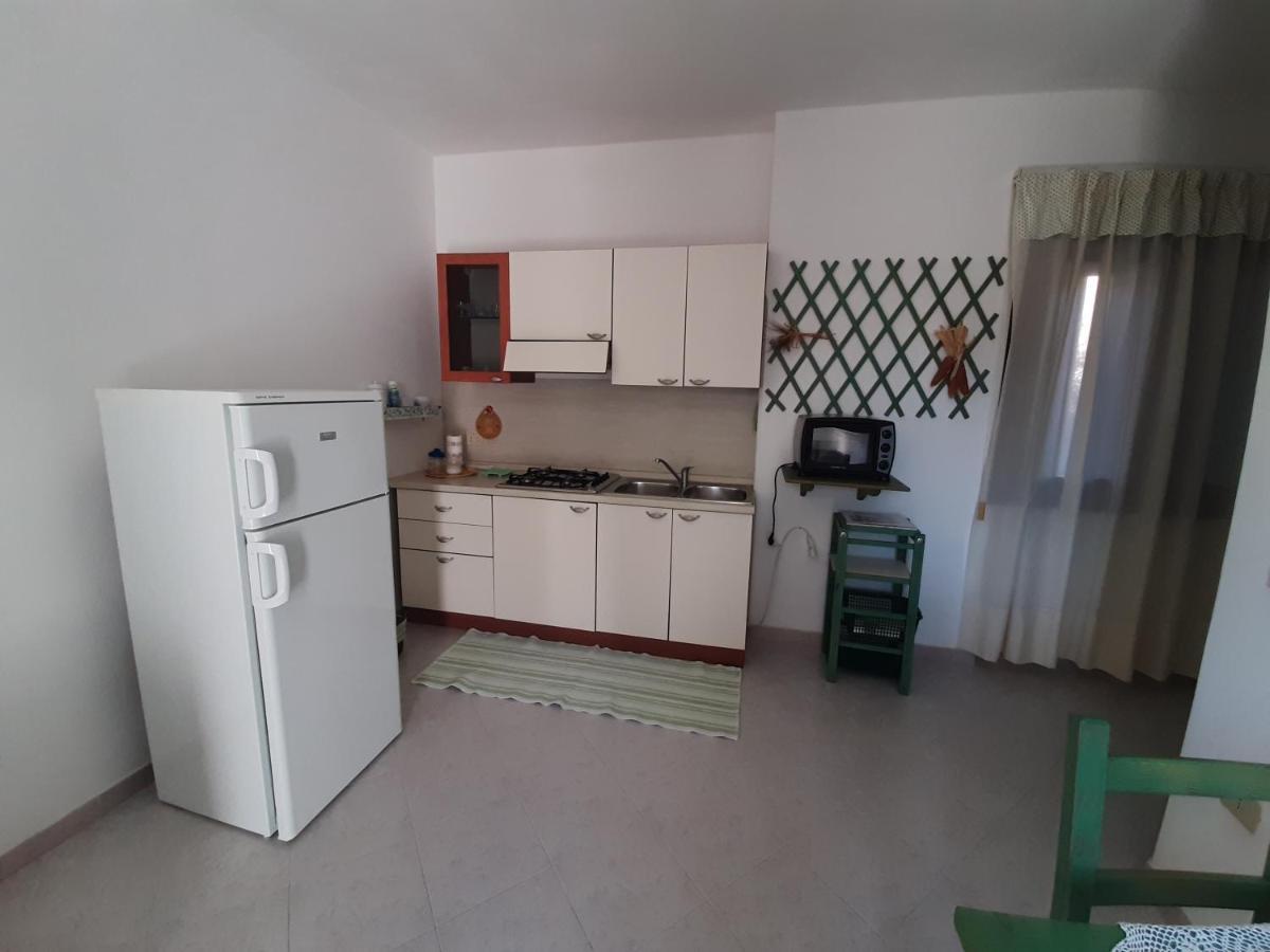 Apartament I Giardini Di Carmen La Maddalena  Zewnętrze zdjęcie